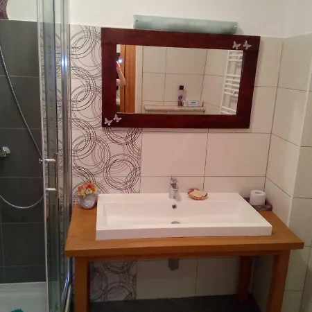 Pomalo Apartment